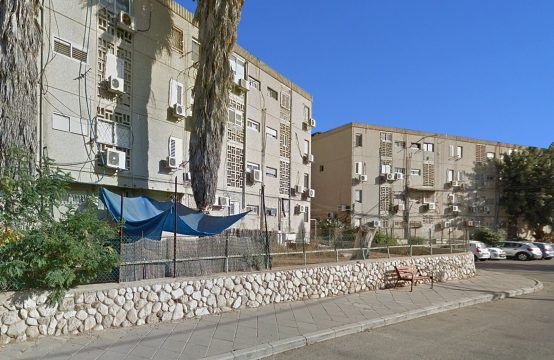 שכונה ד' ברחוב סמטת קדש